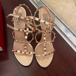 Rose gold Valentino stud rap around heels